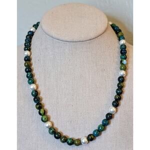 Green Stone Pearl Magnetic Hematite Beaded Toggle Necklace
